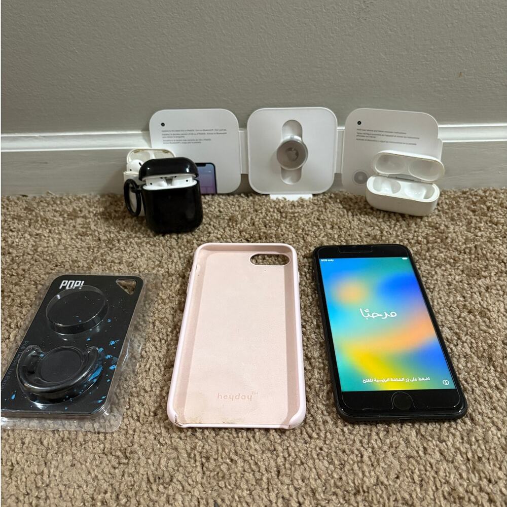 Apple Bundle (Unlocked): iPhone 8 Plus, AirPods Gen 1/2, Pro Case, AirTag - Lot